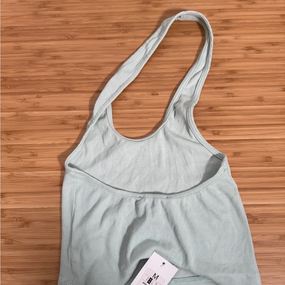 💚 SWS Essentials Mint Green Ribbed Halter Top Size Medium NWT Summer Tank - Picture 2 of 6